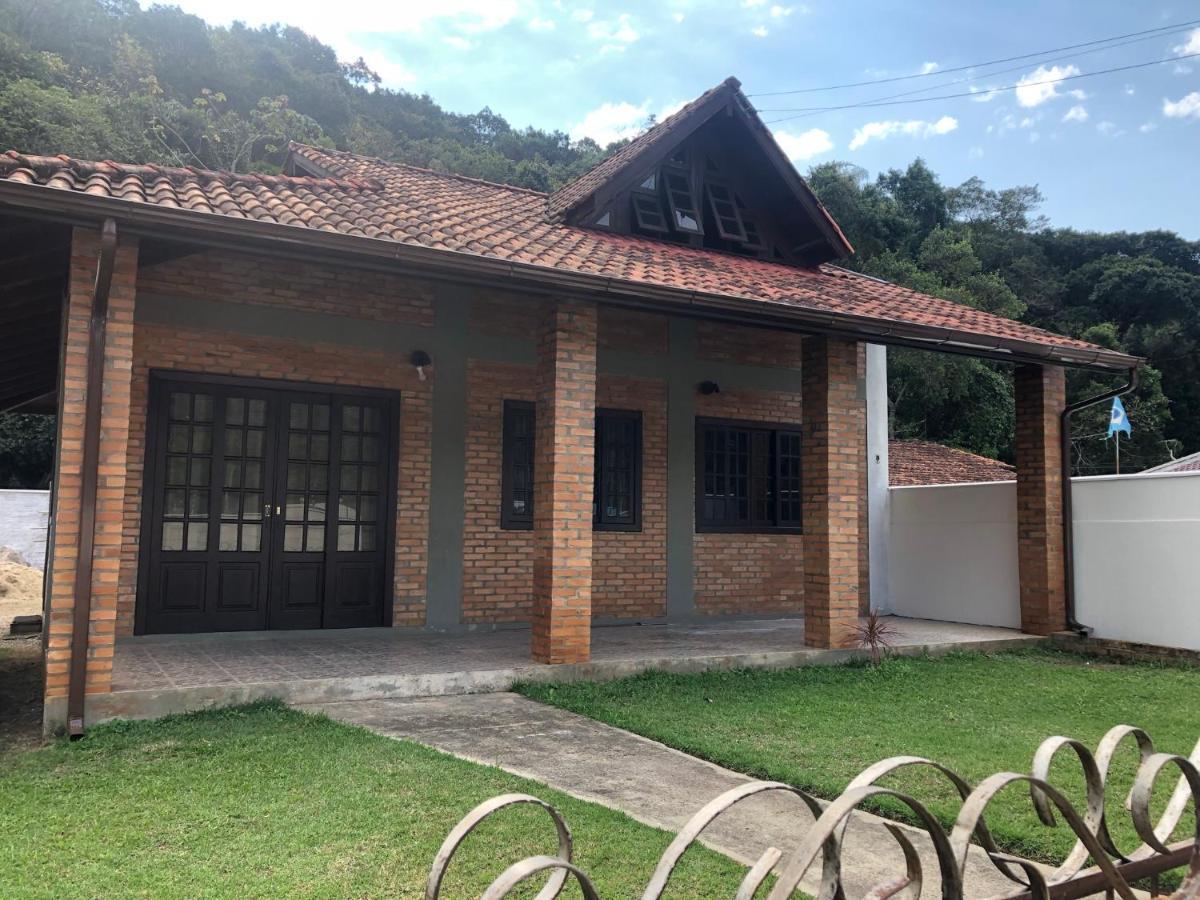 Casa Tijolinho A Vista - 150 Mt Praia Governador Celso Ramos Exterior foto